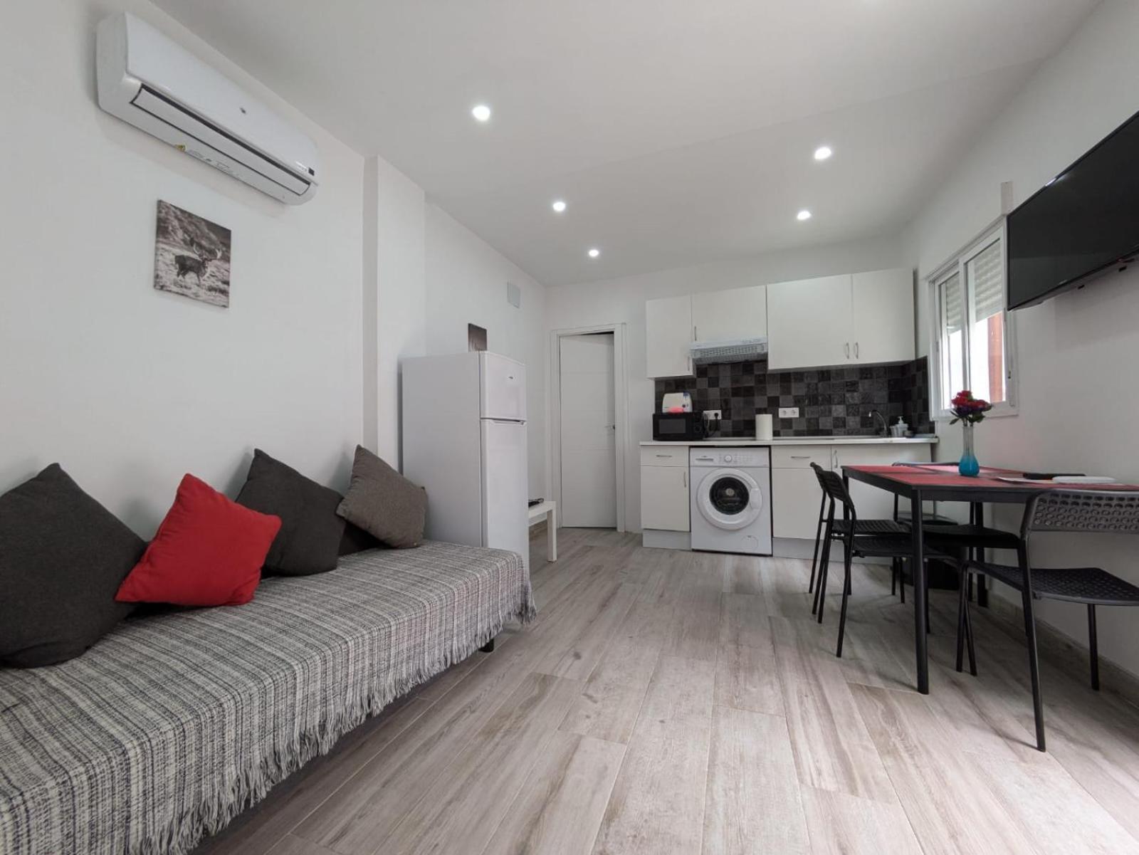 Madrid Apartaments *